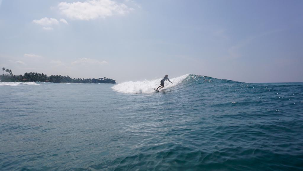 Chris aan het surfen 