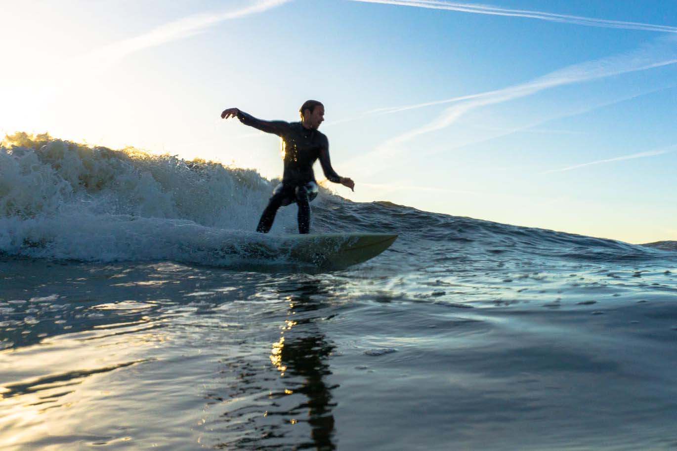 Shortboard in de Noordzee
