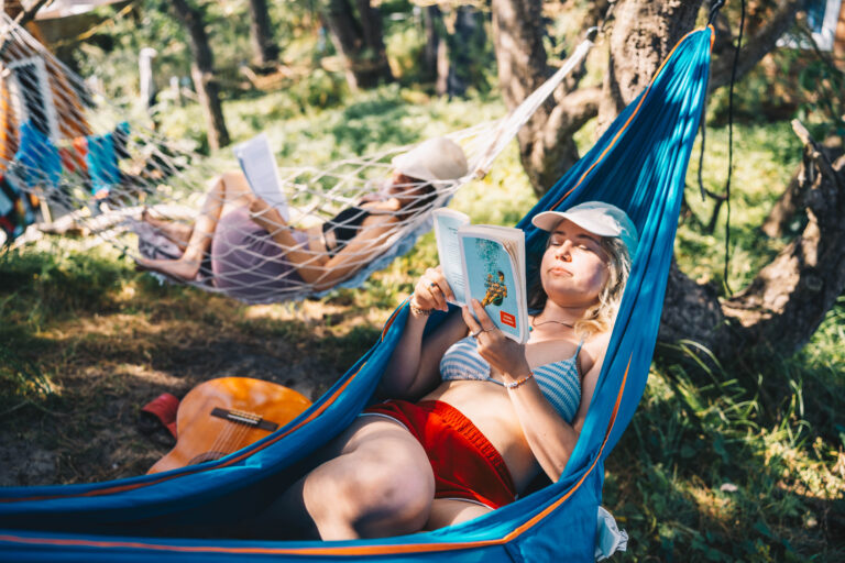 Surfana Bloemendaal Kamping De Lakens surf vakantie hangmat